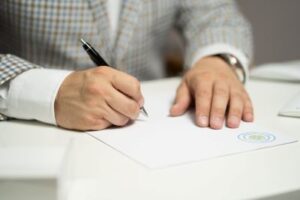 The Importance of Reviewing and Understanding a Business Contract